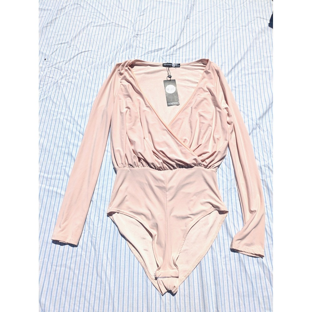 Boohoo Bodysuit Womens‎ US Size 4 Nude Ruched Waist Long Sleeve
